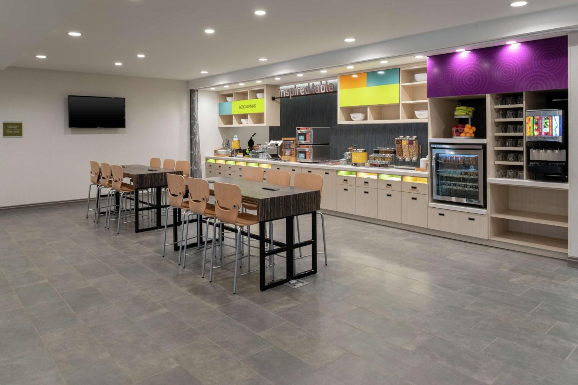 Home2 Suites By Hilton Indianapolis Airport Extérieur photo